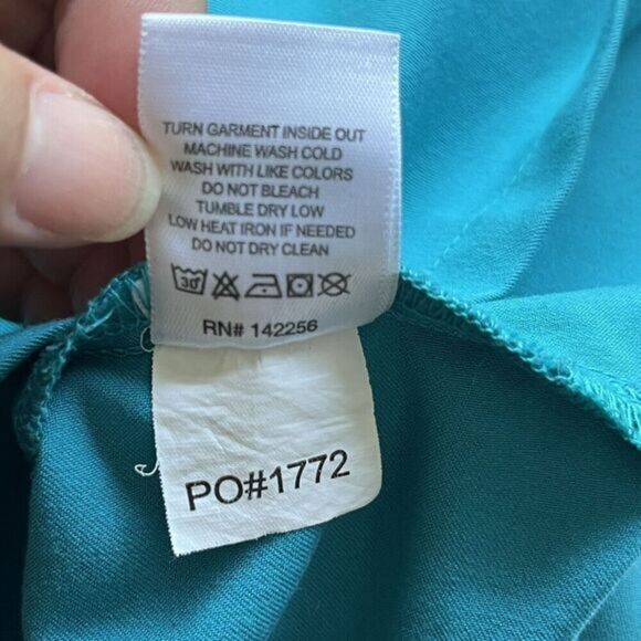 FIGS Technical Collection Lot of 2 Scrubs Shirts‎ Size XXL V-Neck Nurse Medical - Picture 8 of 15